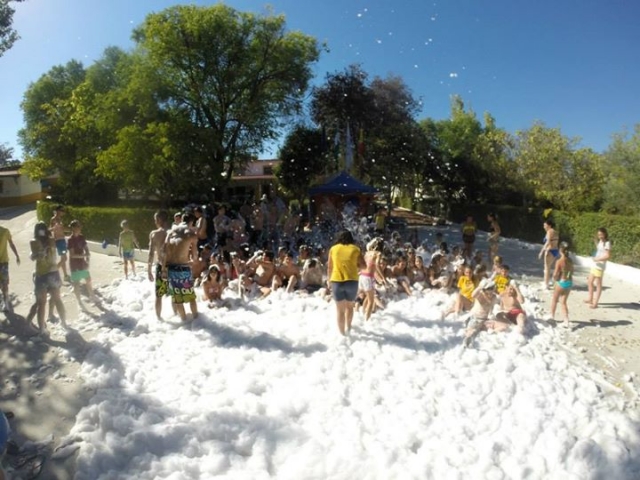 Fiesta de la espuma.jpg